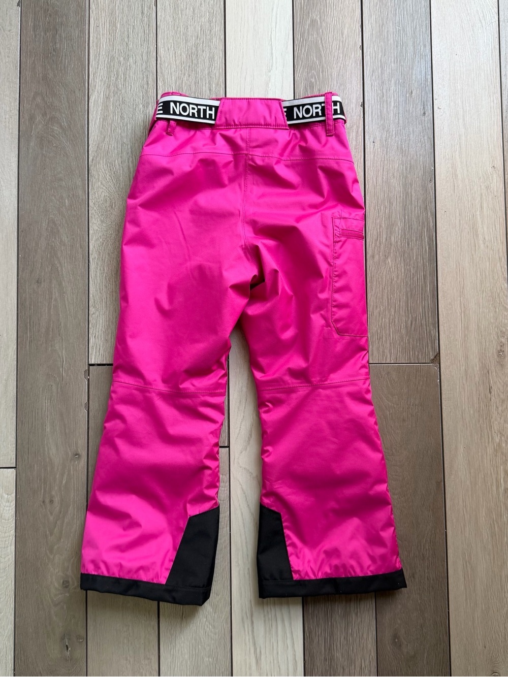 The North Face Girl's Freedom Insulated Snow Pants - Picture 7 of 10